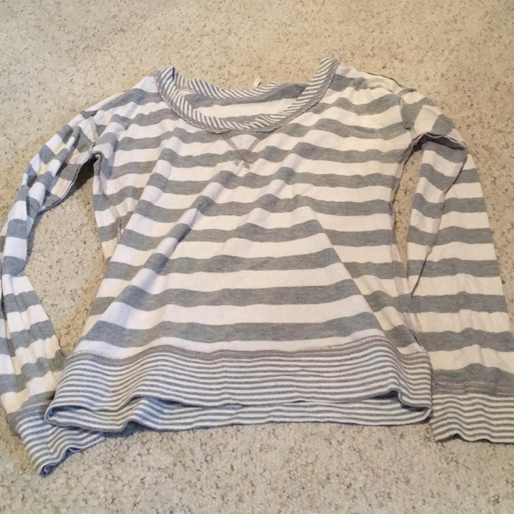 White and grey Long sleeve top